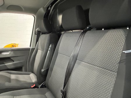 2023 Volkswagen Transporter - photo 13