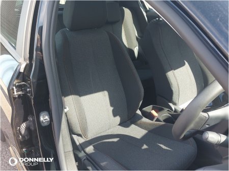 2025 Peugeot 208 - photo 18