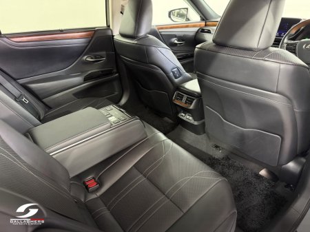 2021 Lexus ES - photo 14