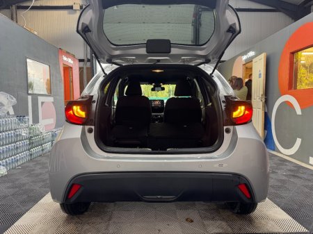 2020 Toyota Yaris - photo 7