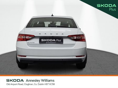 2025 Skoda Superb - photo 14