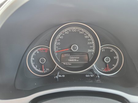 2018 Volkswagen Beetle - photo 24