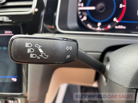 2019 Volkswagen Golf - photo 28