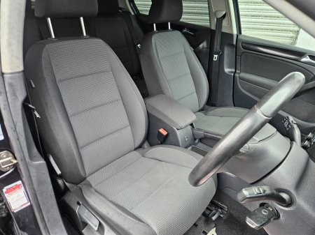2011 Volkswagen Golf - photo 11