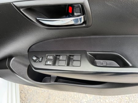 2015 Suzuki Swift - photo 10