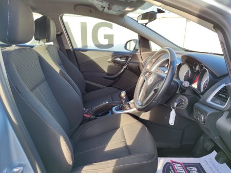 2015 Vauxhall Astra - photo 8