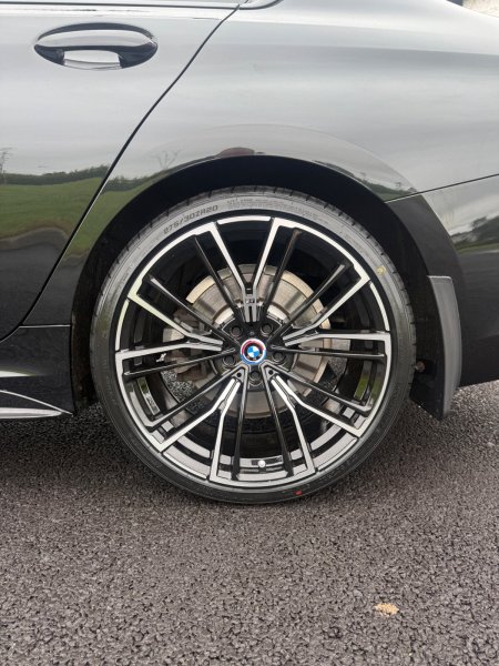 2022 BMW 3-Series - photo 8