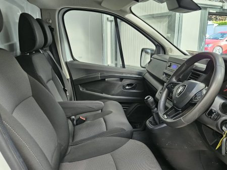 2023 Renault Trafic - photo 12