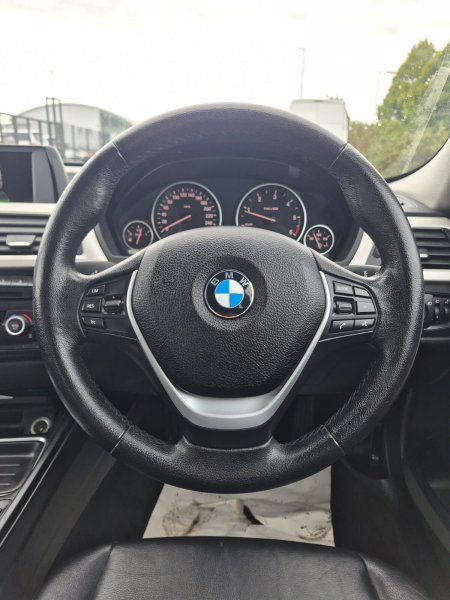 2015 BMW 3-Series - photo 17