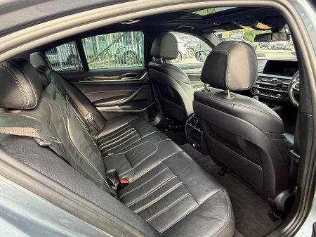 2017 BMW 5-Series - photo 12