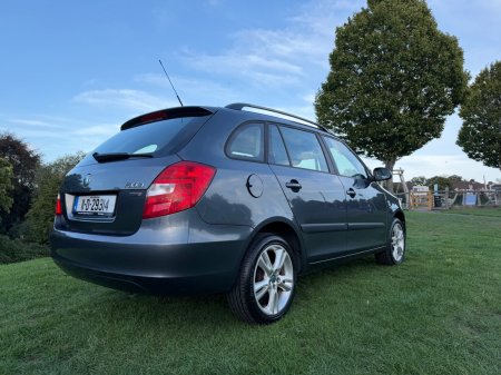 2011 Skoda Fabia - photo 3