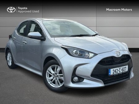 2024 Toyota Yaris 1.5 LUNA