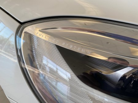 2017 Volvo V40 - photo 21
