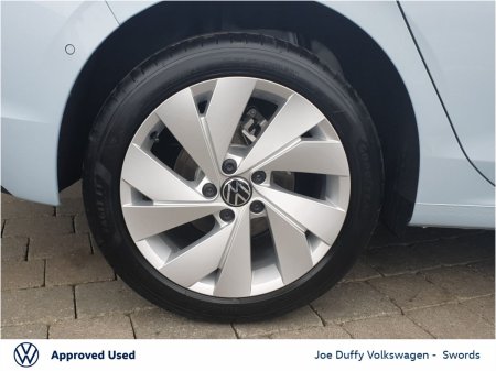 2026 Volkswagen Golf - photo 8
