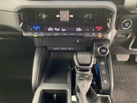 2027 Toyota Land Cruiser - photo 19