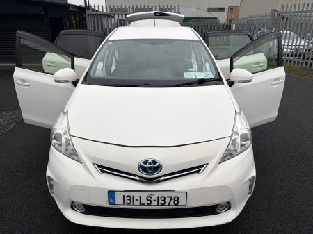 2013 Toyota Prius - photo 10