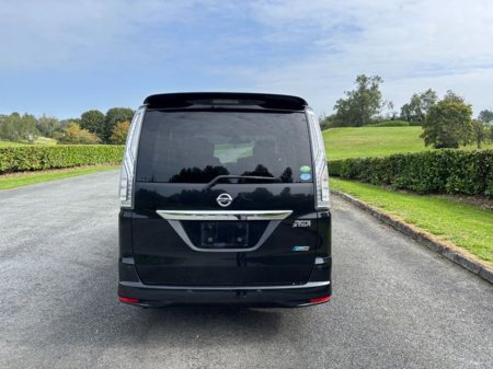 2015 Nissan Serena - photo 6