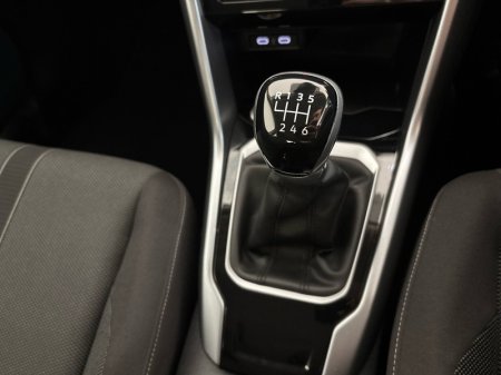 2022 Volkswagen T-Roc - photo 16