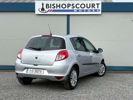 2011 Renault Clio - photo 10