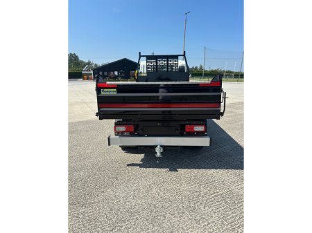 2027 Isuzu N-Series - photo 6