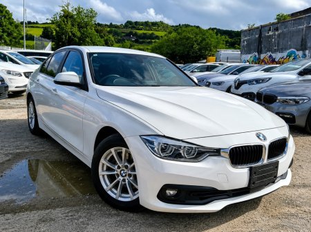 2017 BMW 3-Series 330e iPerformance plug-in hybrid Low mileage (8180)