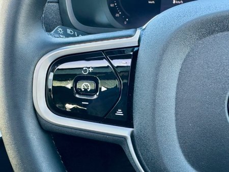2025 Volvo XC90 - photo 12