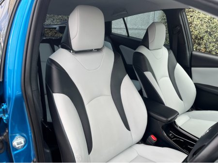 2019 Toyota Prius - photo 10