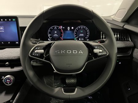 2026 Skoda Superb - photo 5