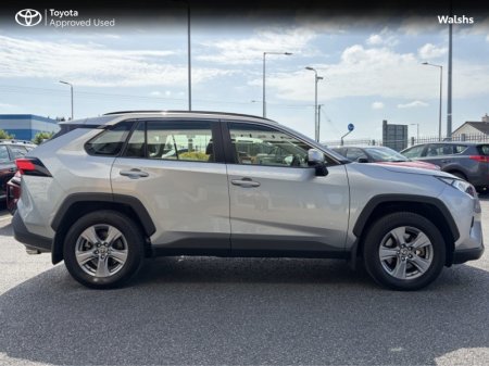 2023 Toyota RAV4 - photo 3