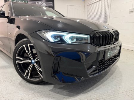 2022 BMW 3-Series - photo 12