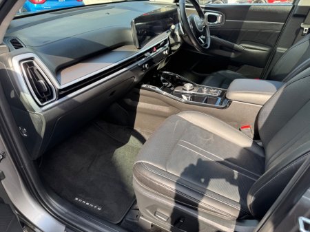 2025 Kia Sorento - photo 22