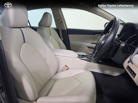 2023 Toyota Camry - photo 12