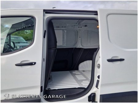 2022 Opel Combo - photo 11