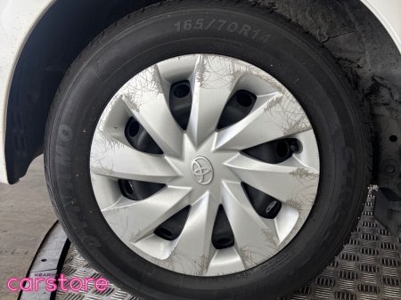 2019 Toyota Vitz - photo 14