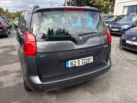 2016 Peugeot 5008 - photo 23