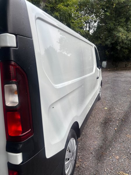 2018 Nissan NV300 - photo 10