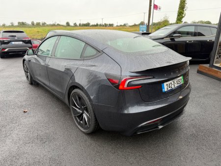 2024 Tesla Model 3 - photo 10