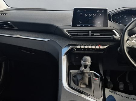 2017 Peugeot 3008 - photo 18