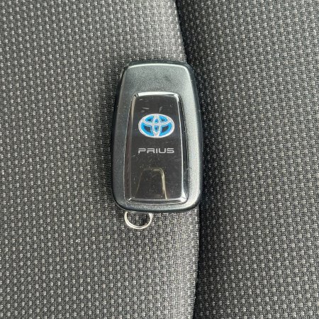 2022 Toyota Prius - photo 25