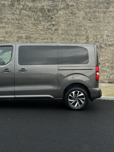 2019 Citroen Dispatch - photo 8