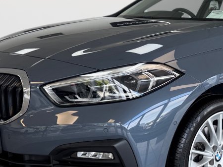 2021 BMW 1-Series - photo 9
