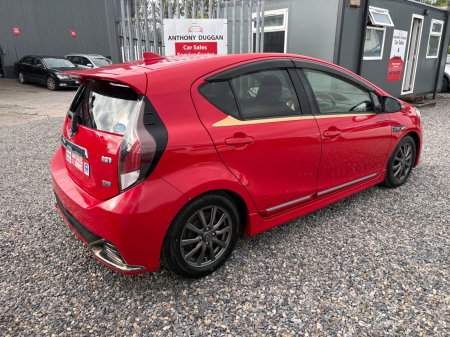 2015 Toyota Aqua - photo 3