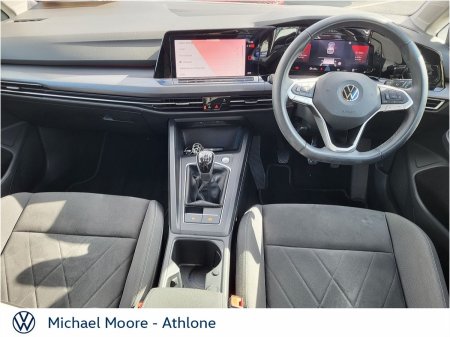2020 Volkswagen Golf - photo 2