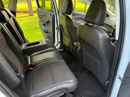 2019 Ford Kuga - photo 10