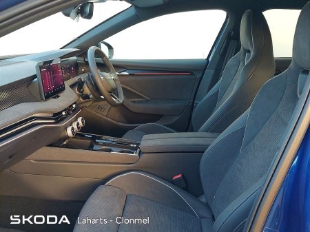 2026 Skoda Superb - photo 7