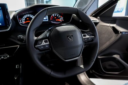 2026 Peugeot 208 - photo 18