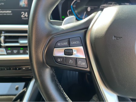 2021 BMW 3-Series - photo 22