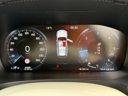 2019 Volvo V90 - photo 24