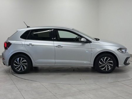 2025 Volkswagen Polo - photo 2