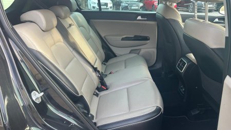 2020 Kia Sportage - photo 10